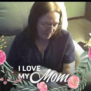 Meet your Posher, Alicia